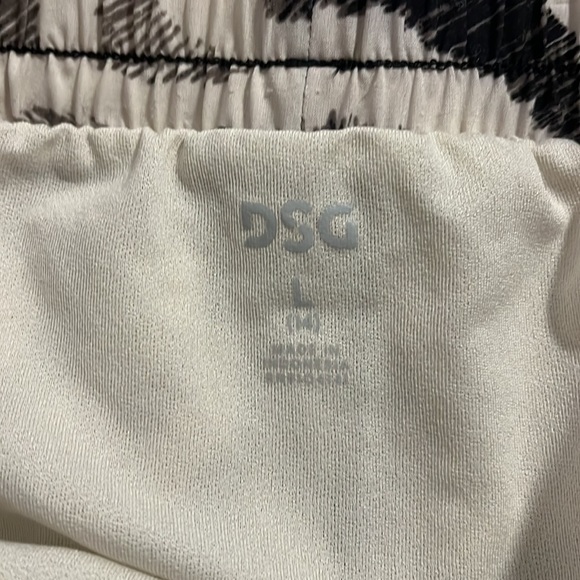 Girls Shorts - Picture 2 of 2